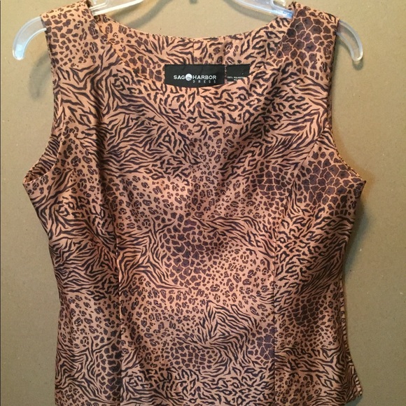 Sag Harbor Tops - Sag Harbor Animal Print top size 8